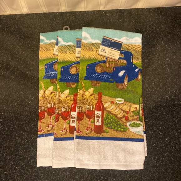 100% Cotton 7 Piece Winery Themed Dish Towel and Oven Mitt Set - Picture 5 of 9